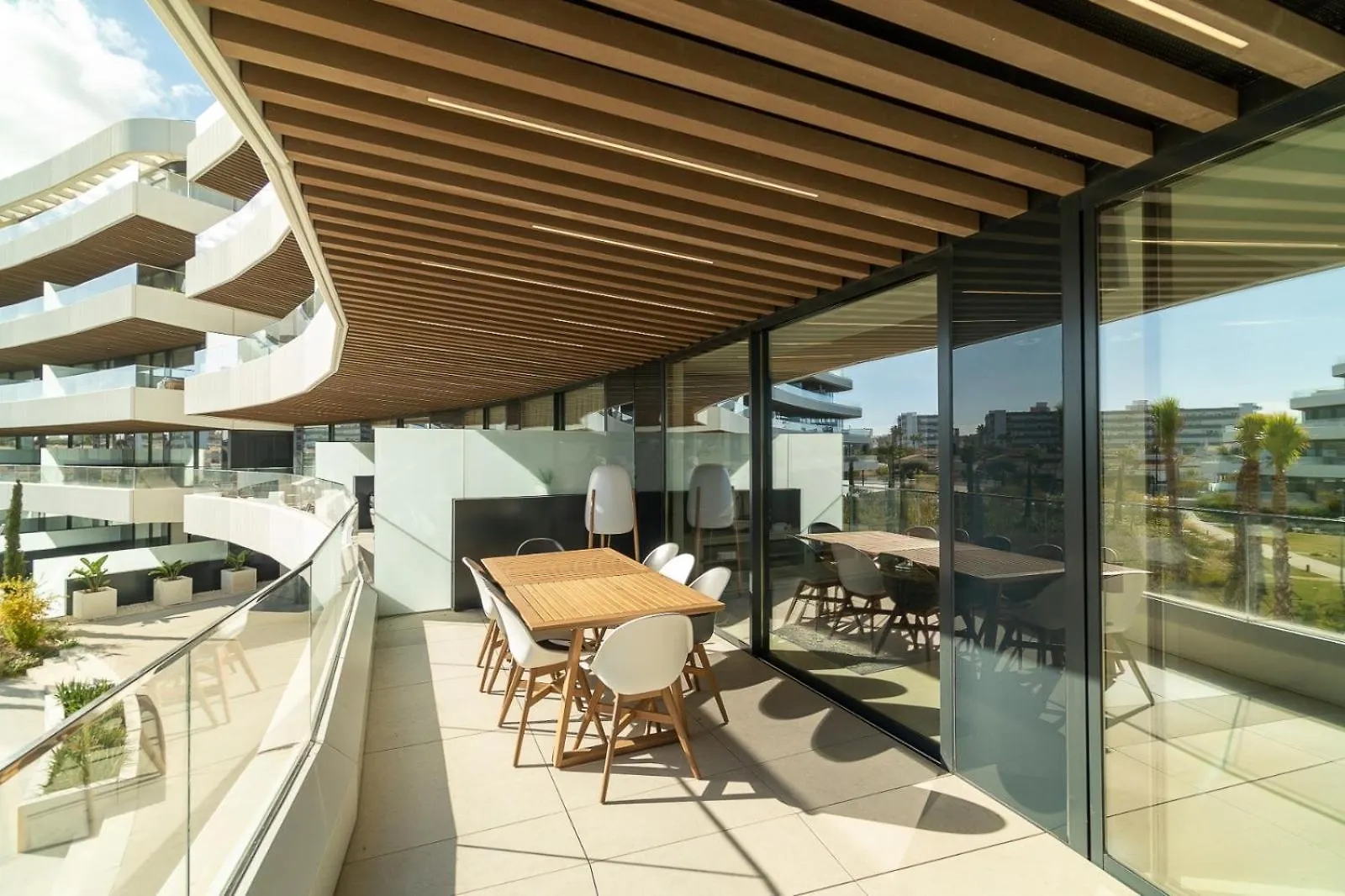 Vivi Homes - Sunset Pool, Sauna, Gym & Beach Torremolinos Espanha